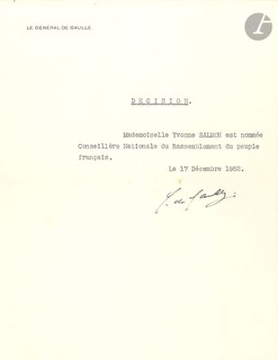 un vieux document comportant la photo en noir et blanc d'un homme