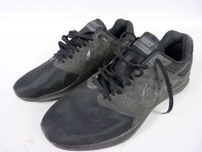 men ' s nike air prestoe running shoes in black and grey