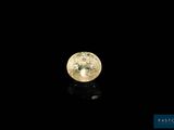 un gros plan de la pleine lune dans le ciel sur fond noir