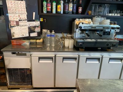 Tour réfrigérée froid positif sans marque apparente ouvrant …