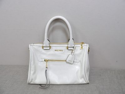 michael korsh white leather handbag with gold hardware