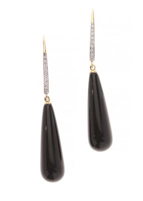 une paire de boucles d'oreilles en onyx noir et diamants