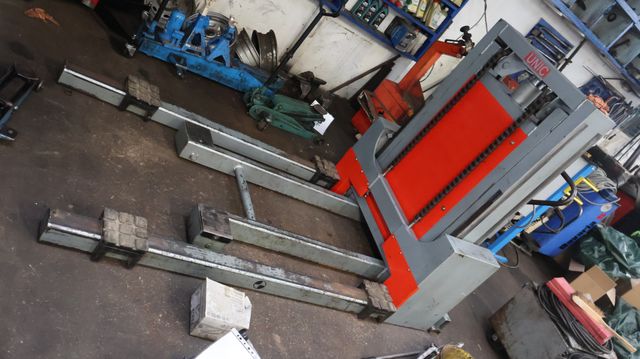 Pont roulant 2,5 tonnes UNIC CM 2.5