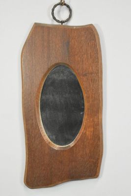 MIROIR dans le style brutaliste en bois de forme libre.