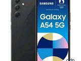 Le smartphone Samsung A455 5G est présenté avec le logo Samsung affiché à l'écran.