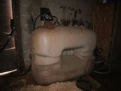 an image of a tank that is in a room