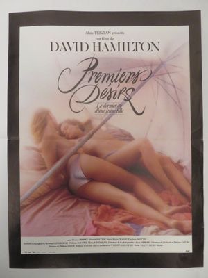 le magazine de design haut de gamme de David Hamilton, illustré par une photo de deux femmes allongées sur un lit