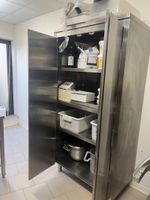 LA MIE CARNOT - M2 - 1 armoire inox, 2 portes