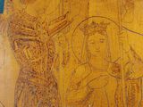 une photo d'une plaque en bois sur laquelle figurent Jésus et Marie