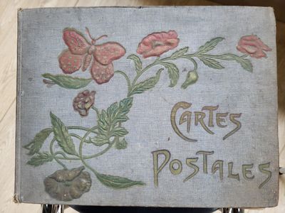 1 album avec environ 400 cartes postales, essentiellement fantaisies.. - Photo 1