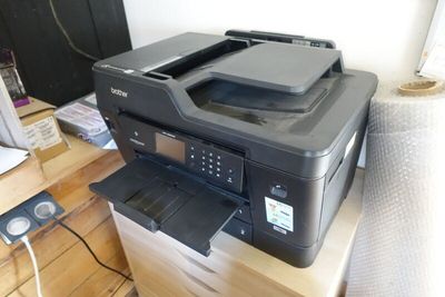 SUR DESIGNATION : Un copieur multifonction BROTHER MFC-J6930…
