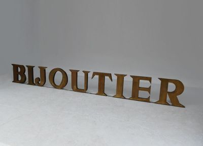 Panneau enseigne de devanture de bijouterie constitué de let…