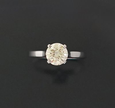Bague solitaire en or gris 18K 750 millièmes ornée d'un diam…