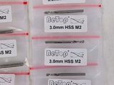 many different sizes of sewing needles in the package