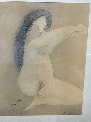 dessin représentant une femme nue assise à genoux, les bras tendus