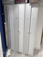 - 2 meubles en pvc à 3 casiers style IKEA