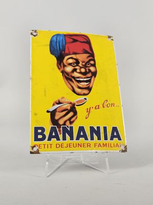 une image représentant un panneau sur lequel figure l'illustration d'un homme en train de manger une banane