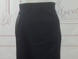 black skirt on a mannequin mannequin mannequin mannequin mannequin mannequin mannequin mannequin mannequin mann