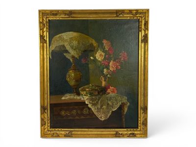 tableau représentant un vase avec des fleurs et un oiseau posé sur une table