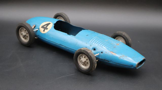 JEP, Ferrari de course, Ferrari de course en tôle peinte bleue, L...
