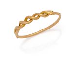 une bague en or au motif torsadé