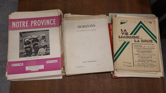 Revues : « notre province » ; revue mensuelle du centre d’études ...