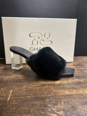 Lot de 20 paires de mules à talons de la marque GHAZAL - modèle Mule