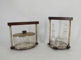 paire de bougeoirs anciens en verre et laiton, avec verre gravé