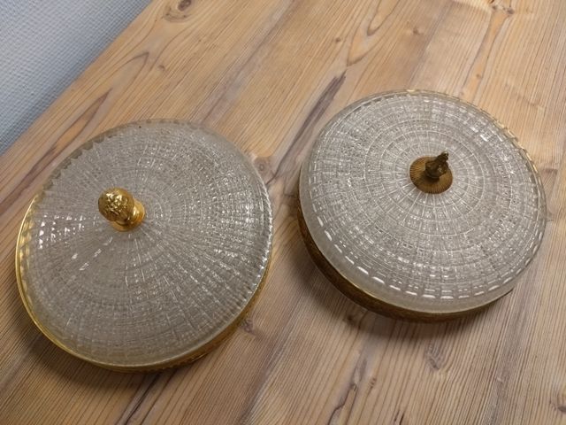 2 plafonniers 