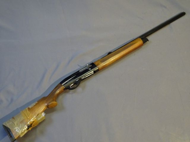 Cat C : 18-Y0315 - Fusil semi Auto - CAL 12/76 - Marque     VERNE...
