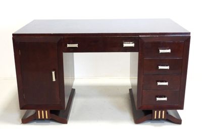 an image of a wooden desk with drawers and drawers