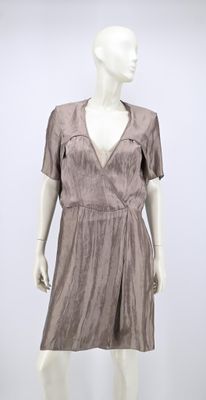 BALENCIAGA X Nicolas GHESQUIÈRE circa 2008 - Robe en satin t…