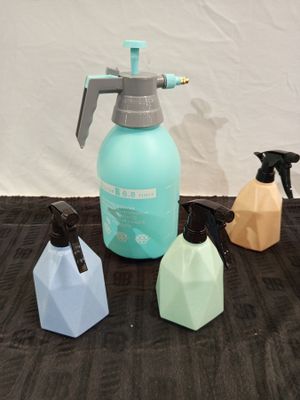 lot de 45 pulvérisateurs et petits arrosoirs - différents mo…