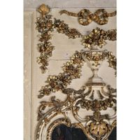 GRAND TRUMEAU LOUIS XVI en bois rechampi et doré à vases à l… (photo 4)