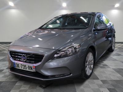Volvo V40 2.0 D2 R - Design Automatronic