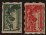 deux timbres représentant une statue et un ange