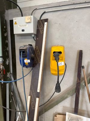 many tools that are on the wall in the garage