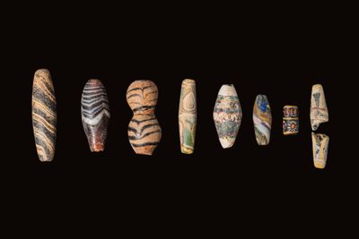 Collection D'ÉTonnantes Perles DE Verre Millefiori ET À Noya…