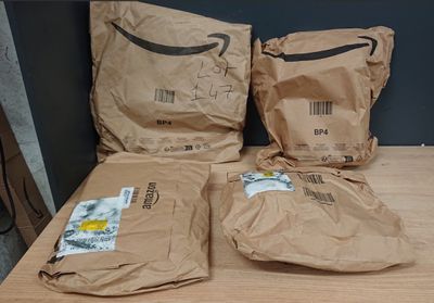 Lot de 4 colis Mystere (Retour Amazon,NPAI, Adresse incomple…