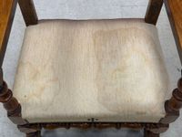 Chaise à bras en noyer tourné (photo 6)