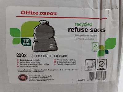 Emballage de sacs réutilisables « Office Depot » sur fond blanc