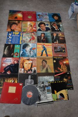 28 vinyles 33 tours Mireille Mathieu, Tino Rossi, Jean Claud…