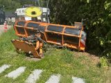 a machine that is sitting on the side of the road