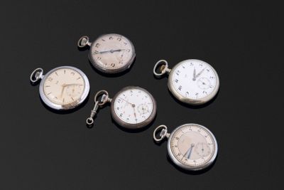 Cinq montres en métal, ‘Lip’ Expert : Anthony TURNER