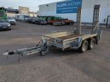 an image of a trailer in a parking lot