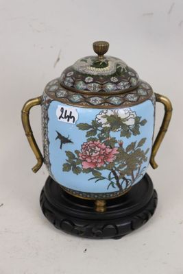 Pot couvert ou brûle parfum en émaux cloisonnés sur cuivre, …