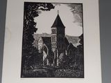 une photo en noir et blanc d'une église accrochée au mur