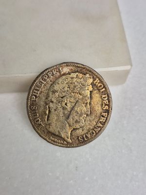 Pièce de 5 francs en argent 900 millièmes.