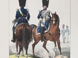 deux hommes en uniforme à cheval dans un champ