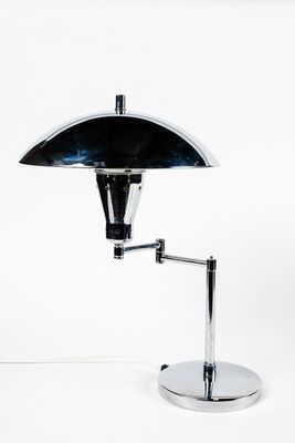 Lampe de table en métal chromé à bras déporté modèle "La cou… - Photo 1
